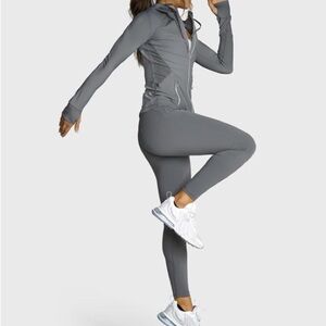 Vshred Essential Leggings in Slate Grey | Medium